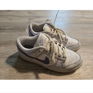 Nike Dunk Low OG Purple Pulse Women's Sz 8 DM9467-500 Purple Walking Sneakers